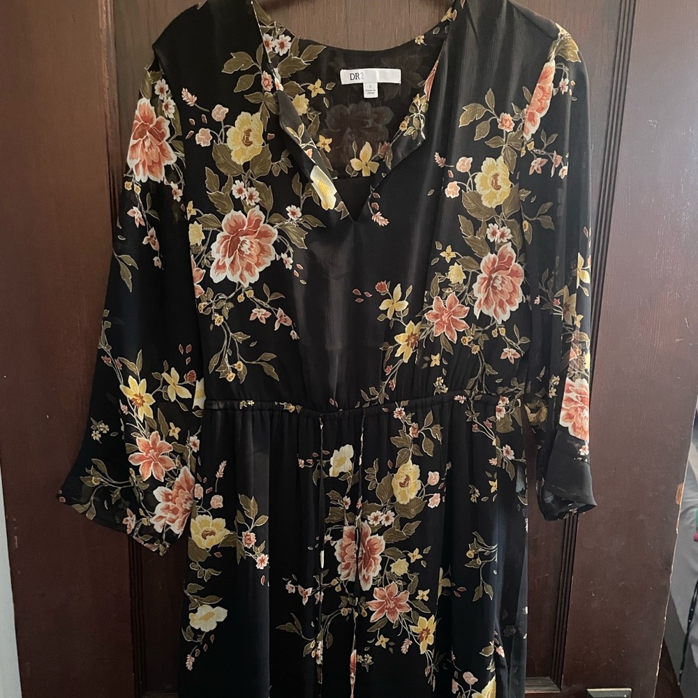 3/4 sleeve black dress with floral print